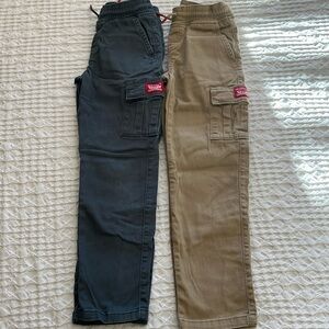 Levi’s Boys Size 7 Cargo Pants.